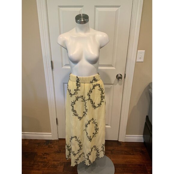 Ganni Light Yellow & Black Floral Pleated Georgette Maxi Skirt, Size XL (42) NWT - Picture 3 of 8